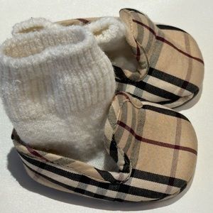Burberry Newborn Booties